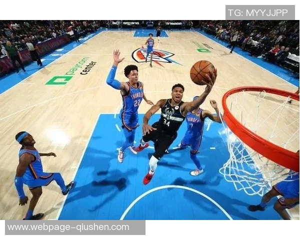 勇士雄鹿圣诞大战精彩对决NBA赛场火花四溅引人瞩目 勇士雄鹿圣诞大战精彩对决NBA赛场火花四溅引人瞩目